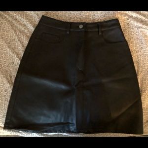 high waisted black leather skirt